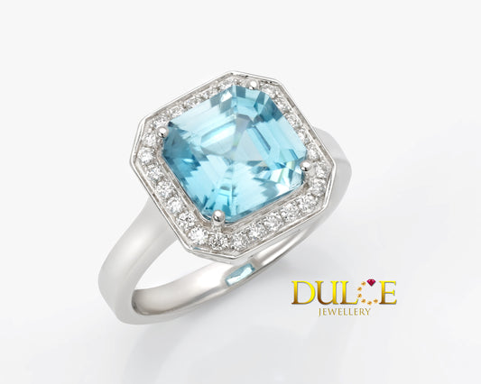 18K Gold Blue Zircon & Diamond Ring