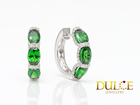 Green, Vibrant, Elegant, Luxury, Vivid, Design, Fashionable Tsavorite Diamond Gold Earring