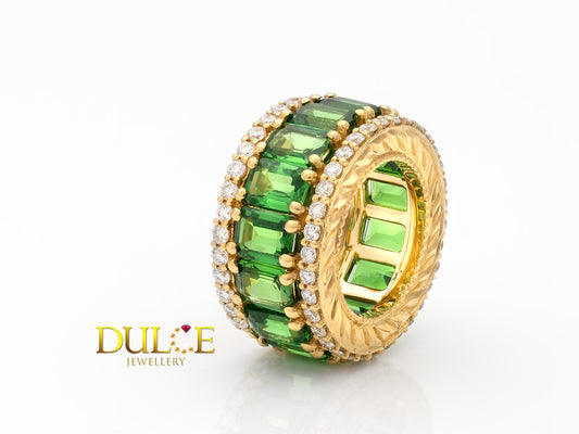 18K Yellow Gold Tsavorite Diamond Roundel