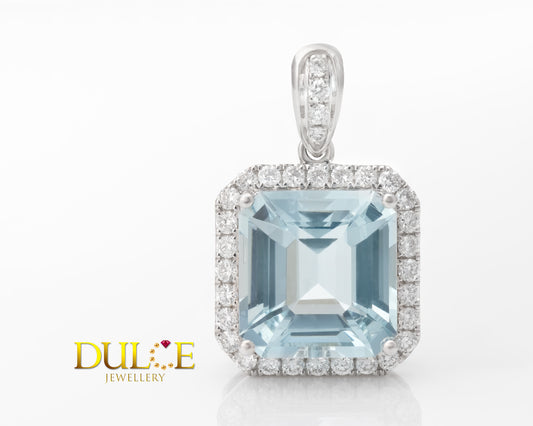 18K Gold Aquamarine & Diamond Pendant