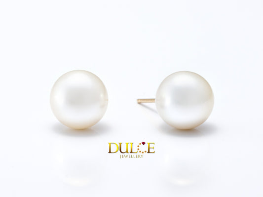 18K Gold 6mm White Round Freshwater Pearl Earrings