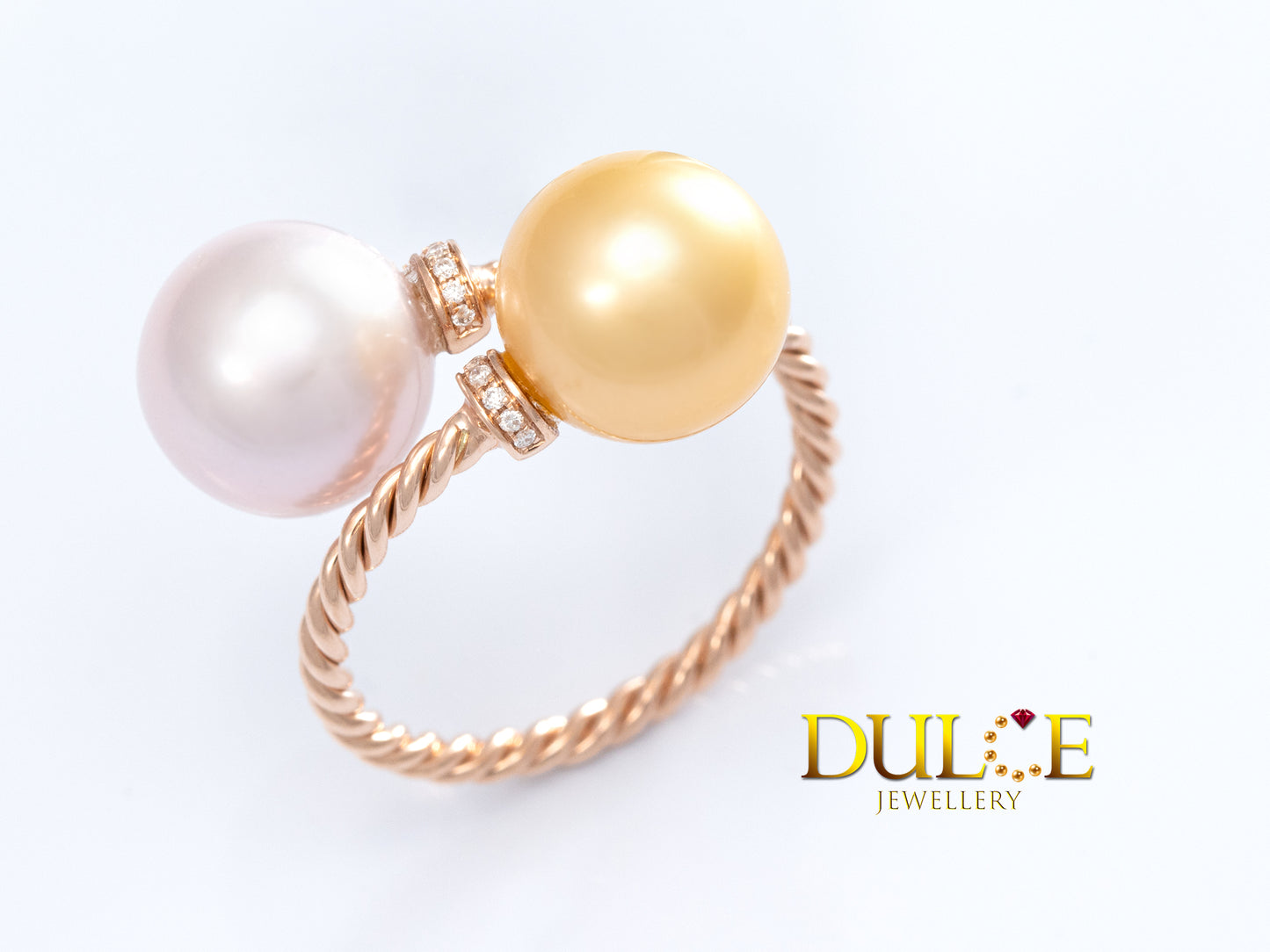 18K Gold Southsea and Freshwater Pearl Diamond Ring